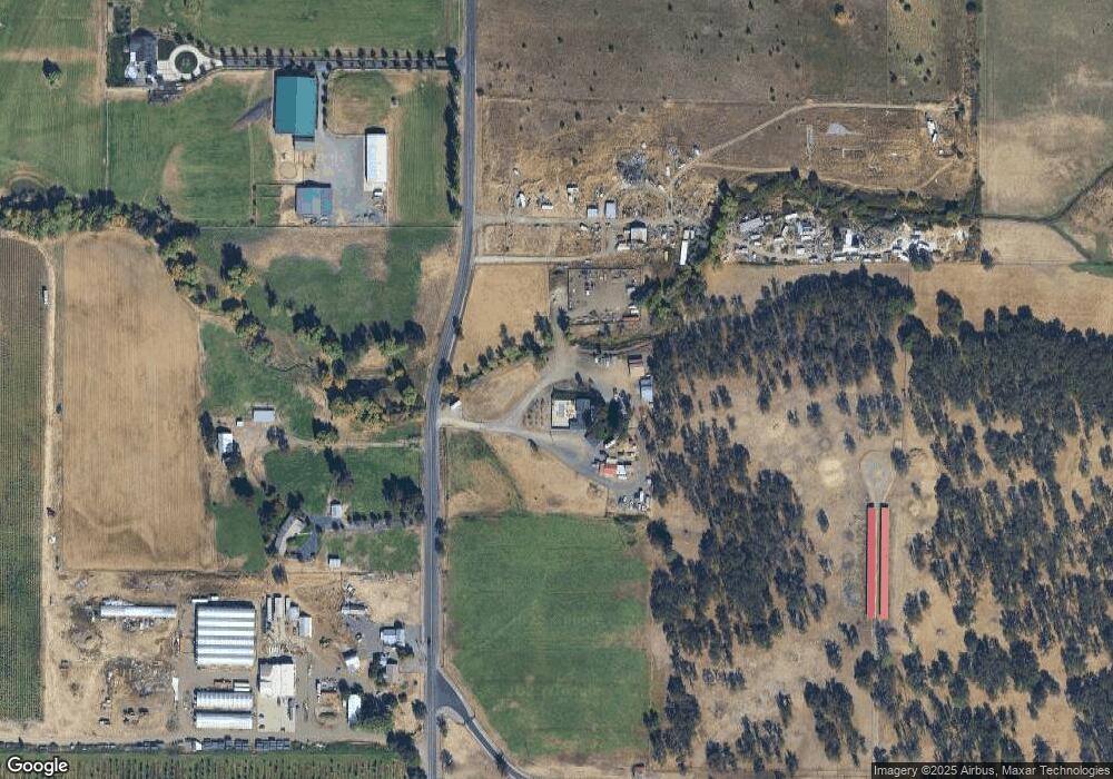 5924 Upton Rd, Central Point, OR 97502 - photo 1