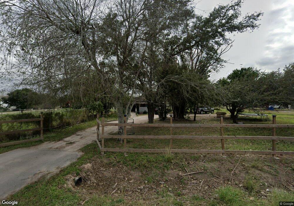 513 W Mile 12 1/2 N, Weslaco, TX 78599 - photo 1