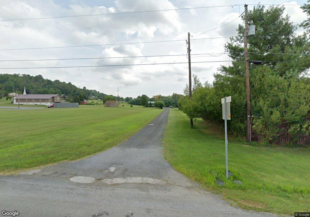 675 Dix Hill Rd, New Bloomfield, PA 17068 - photo 1