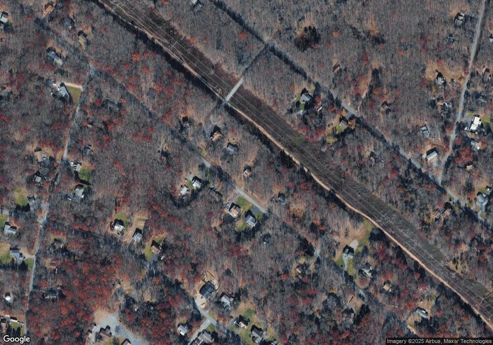 71 Pinoak Dr, Jim Thorpe, PA 18229 - photo 1