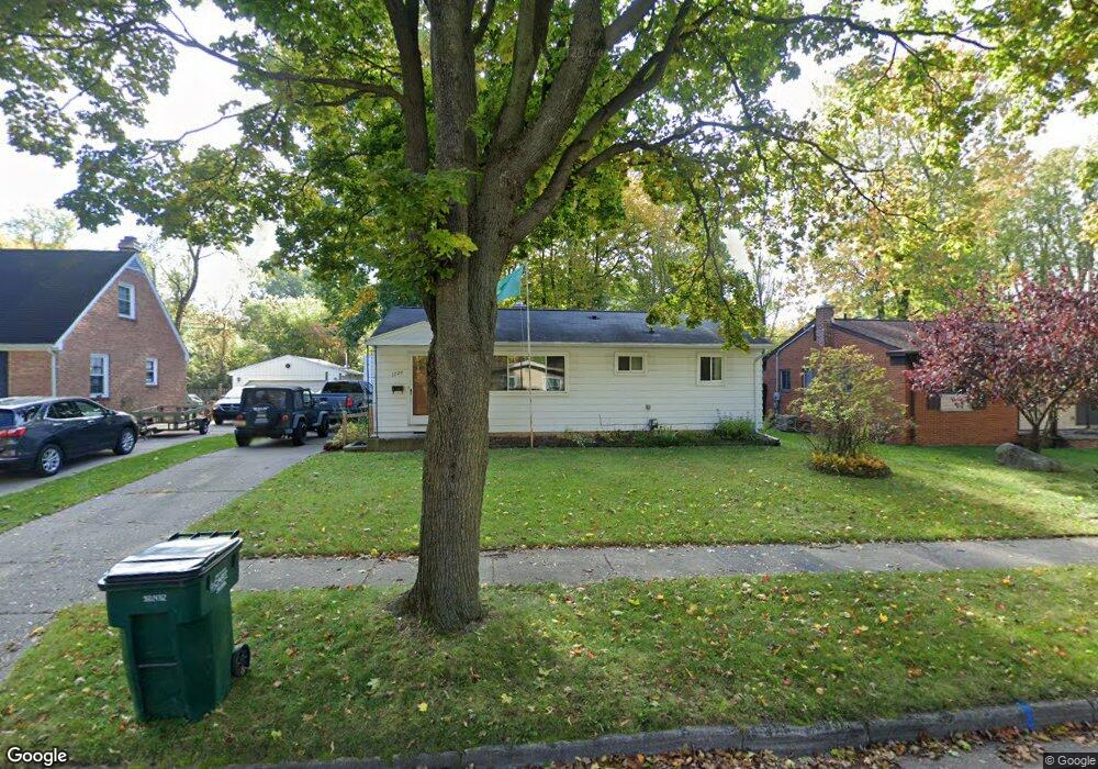 1729 S Holly Way, Lansing, MI 48910 - photo 1