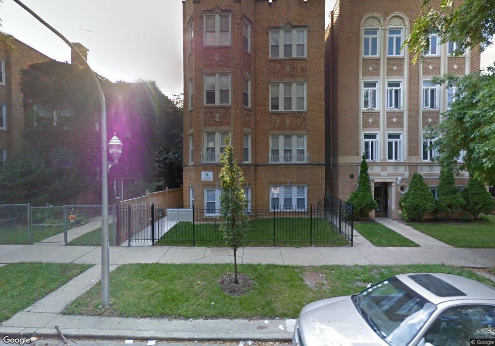 6134 N Washtenaw Ave, Chicago, IL 60659 - photo 1