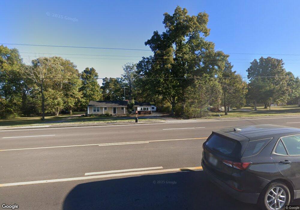 1813 Madison St, Shelbyville, TN 37160 - photo 1