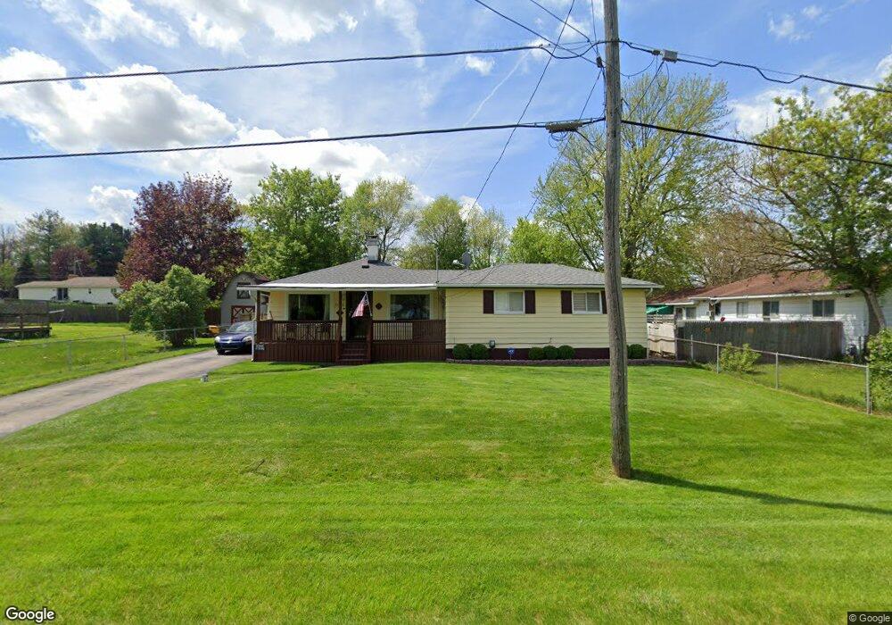 2140 Eberly Rd, Flint, MI 48532 - photo 1