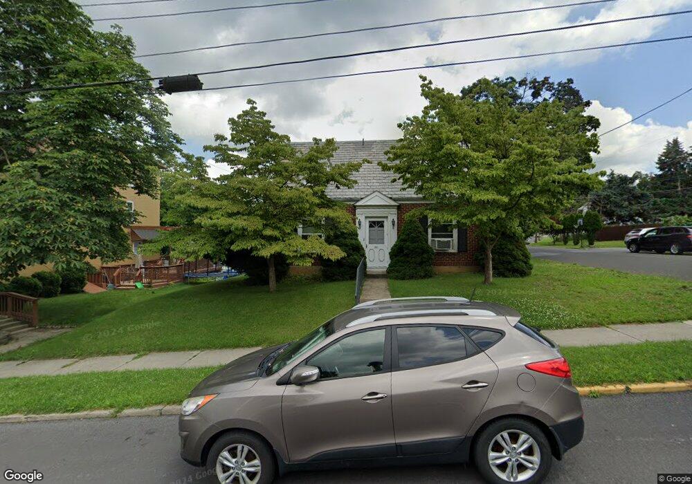 201 N Jerome St unit 203, Allentown, PA 18109 - photo 1