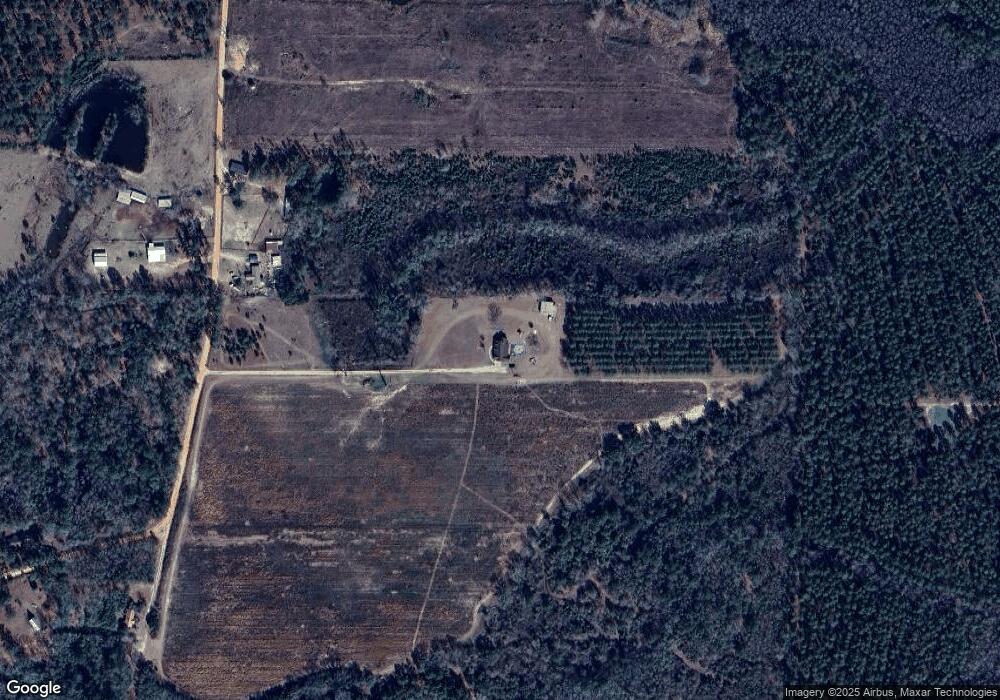 725 Jowers Rd, Broxton, GA 31519 - photo 1