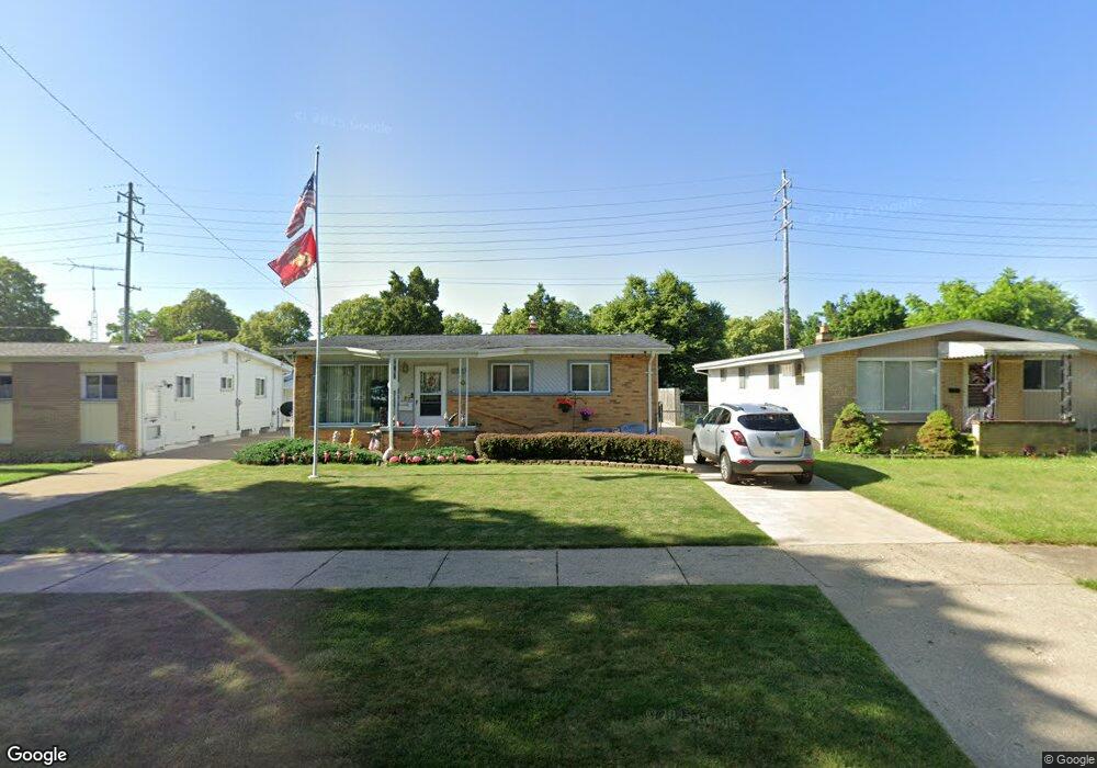 914 McKeighan Ave, Flint, MI 48507 - photo 1