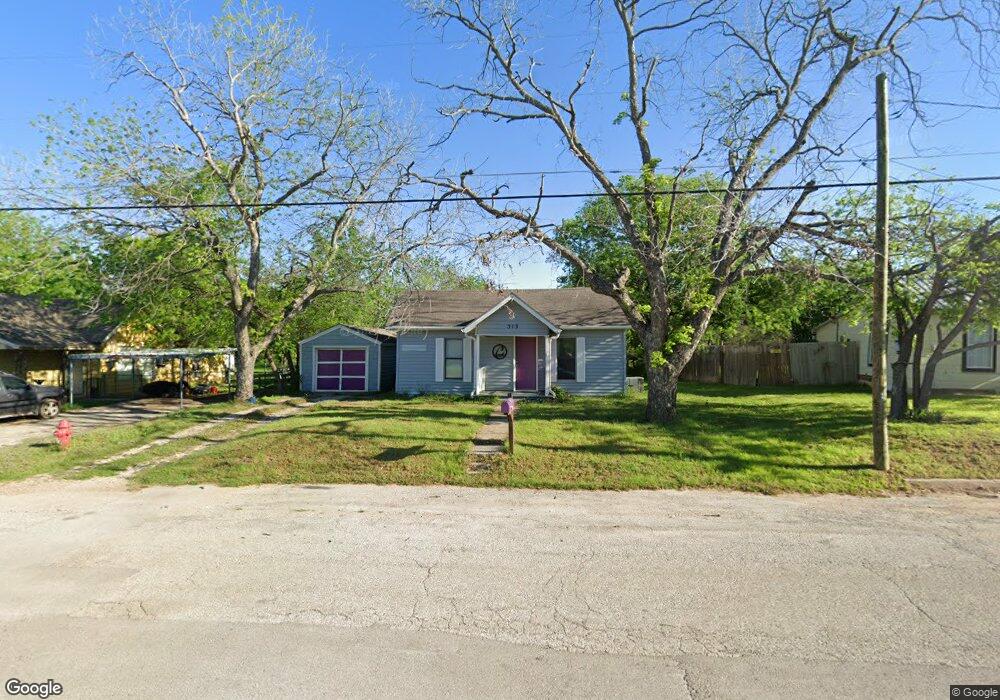 313 Edna St, Weatherford, TX 76086 - photo 1