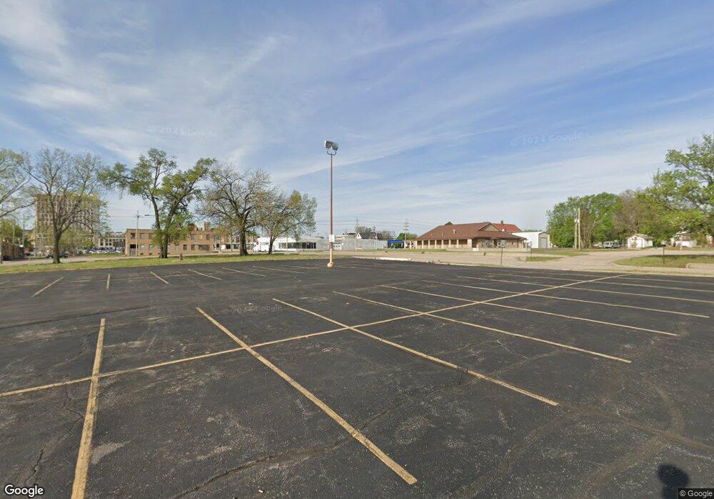 408 SW Harrison St, Topeka, KS 66603 - photo 1