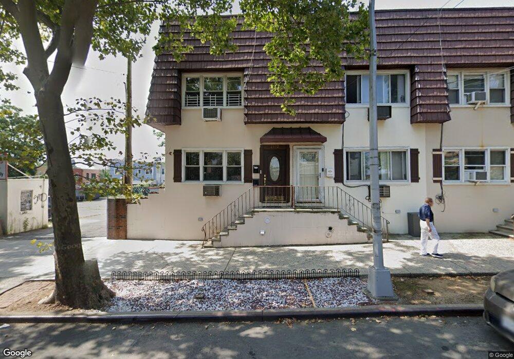 2112 24th Ave, Astoria, NY 11102 - photo 1