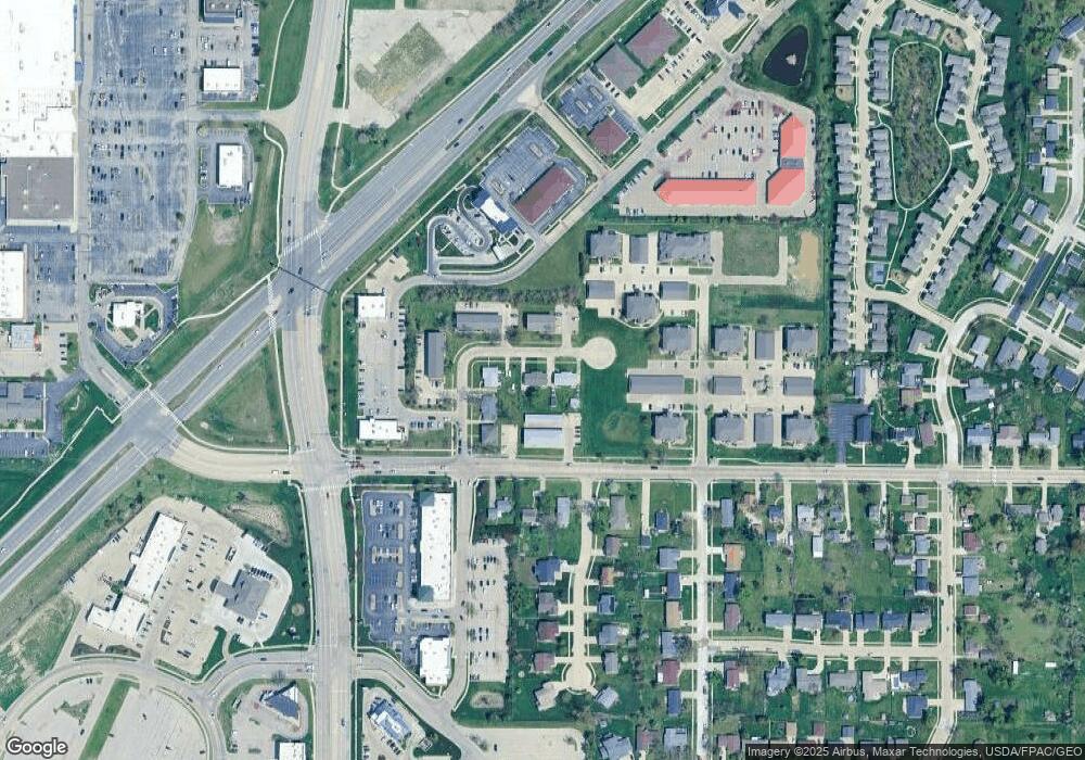 3211 Kenrich Dr SW, Cedar Rapids, IA 52404 - photo 1