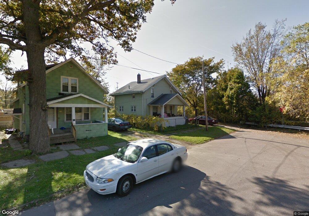 202 Oliver St, Flint, MI 48503 - photo 1