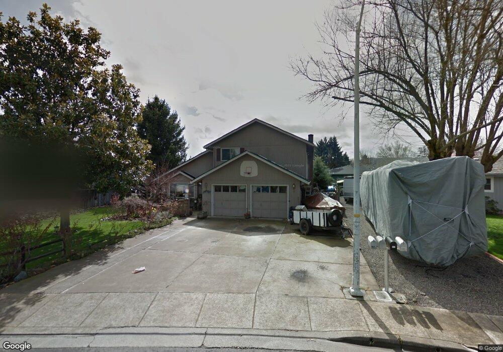 658 Hemlock Ave, Central Point, OR 97502 - photo 1