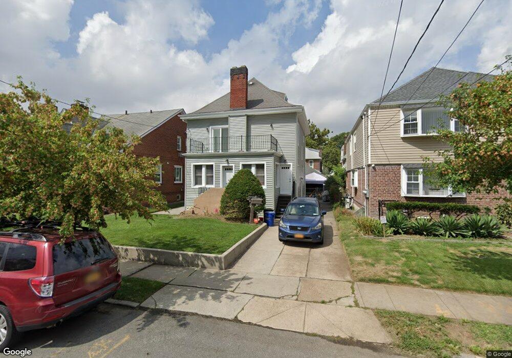 4714 160th St, Flushing, NY 11358 - photo 1