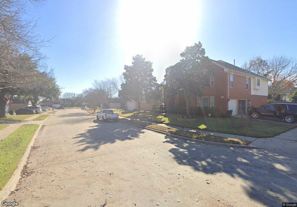 6113 Shady Cove Ct, North Richland Hills, TX 76180 - photo 1