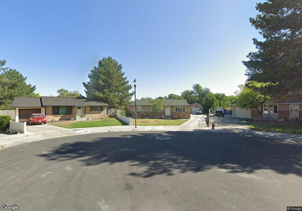 8025 Laguna Cir, West Jordan, UT 84088 - photo 1