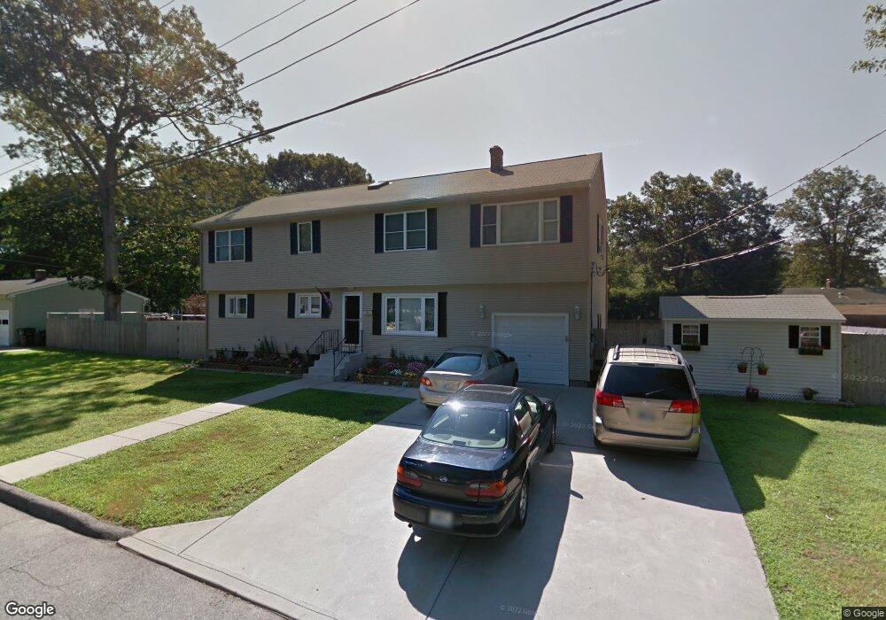 156 Sprague Ave, Warwick, RI 02889 - photo 1