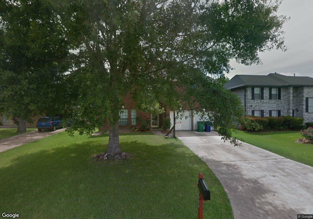 3850 Clover Dr, Alvin, TX 77511 - photo 1