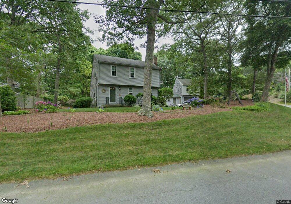 2 Colony Ave, Buzzards Bay, MA 02532 - photo 1