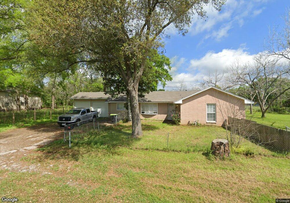 2815 Pearl St, Bay City, TX 77414 - photo 1