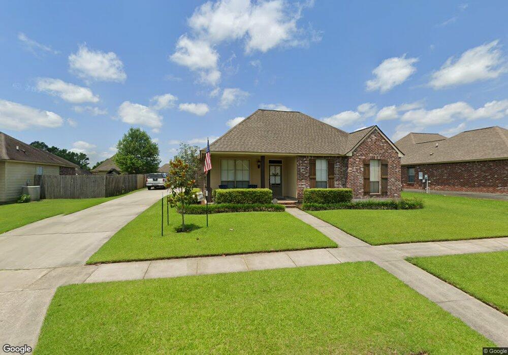 6049 Woodbend Ave, Zachary, LA 70791 - photo 1