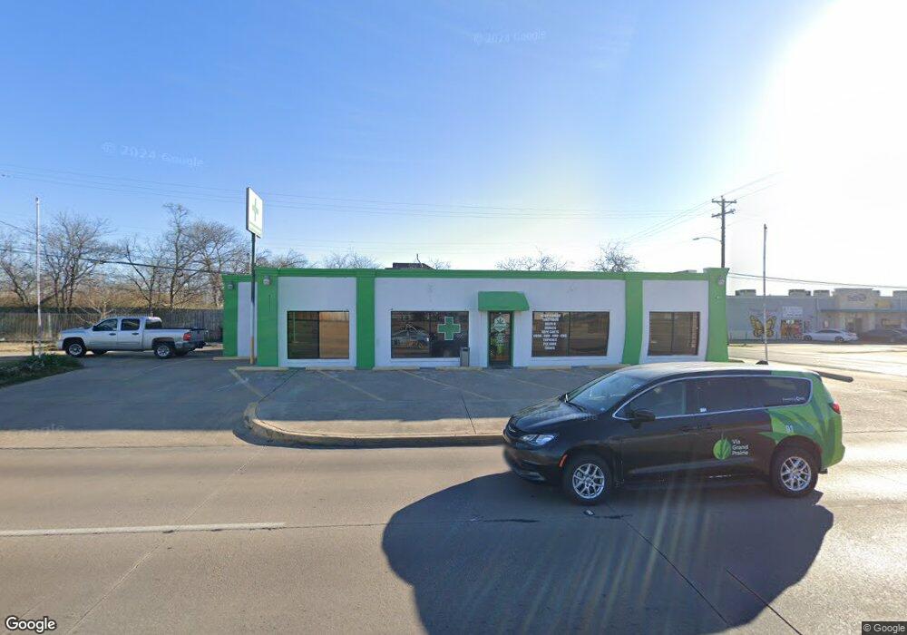 301 E Jefferson St, Grand Prairie, TX 75051 - photo 1