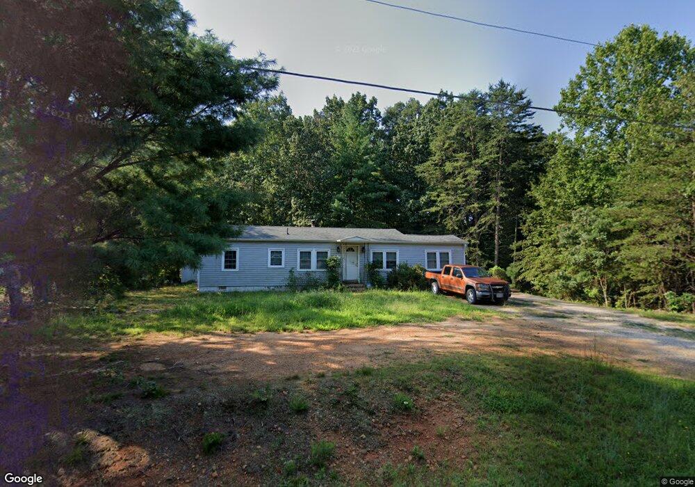 2113 Mountain View Rd, Powhatan, VA 23139 - photo 1