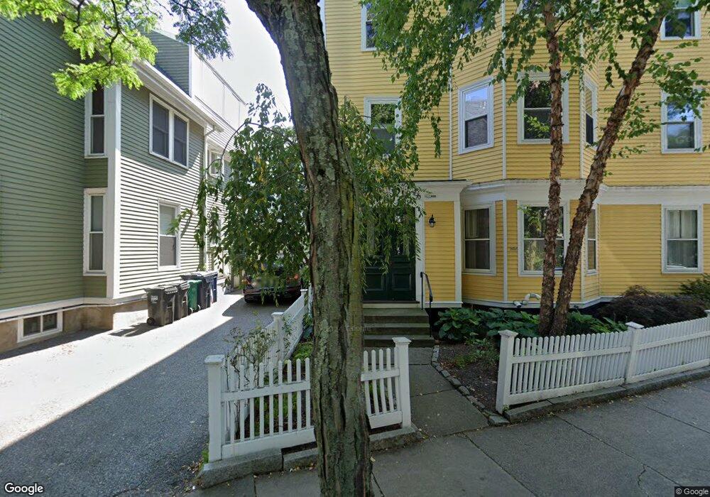 68 Putnam Ave unit 2, Cambridge, MA 02139 - photo 1