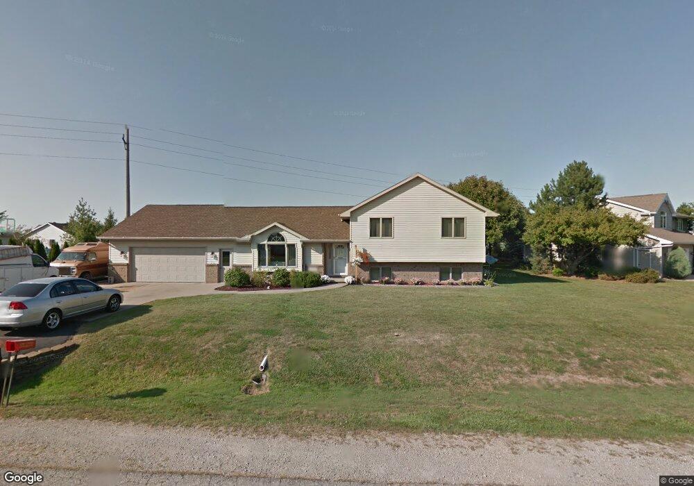 W3062 Pinecrest Ct, Appleton, WI 54915 - photo 1