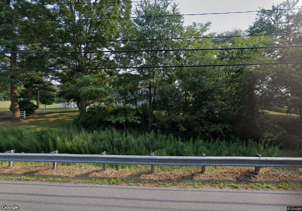 81 Mile Creek Rd, Old Lyme, CT 06371 - photo 1