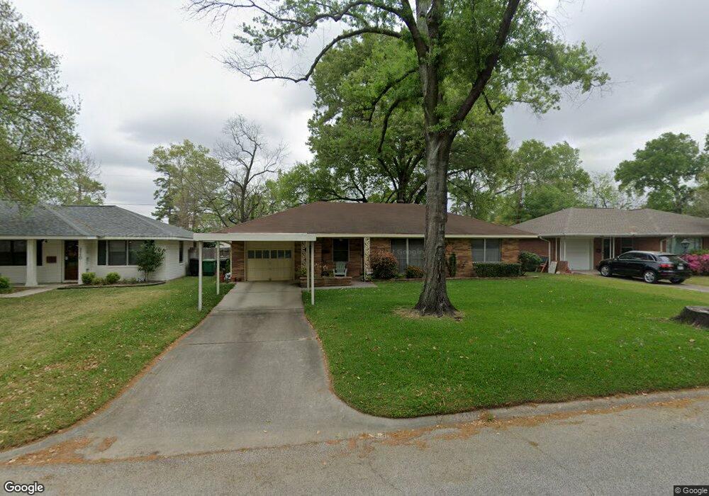 2106 Hewitt Dr, Houston, TX 77018 - photo 1