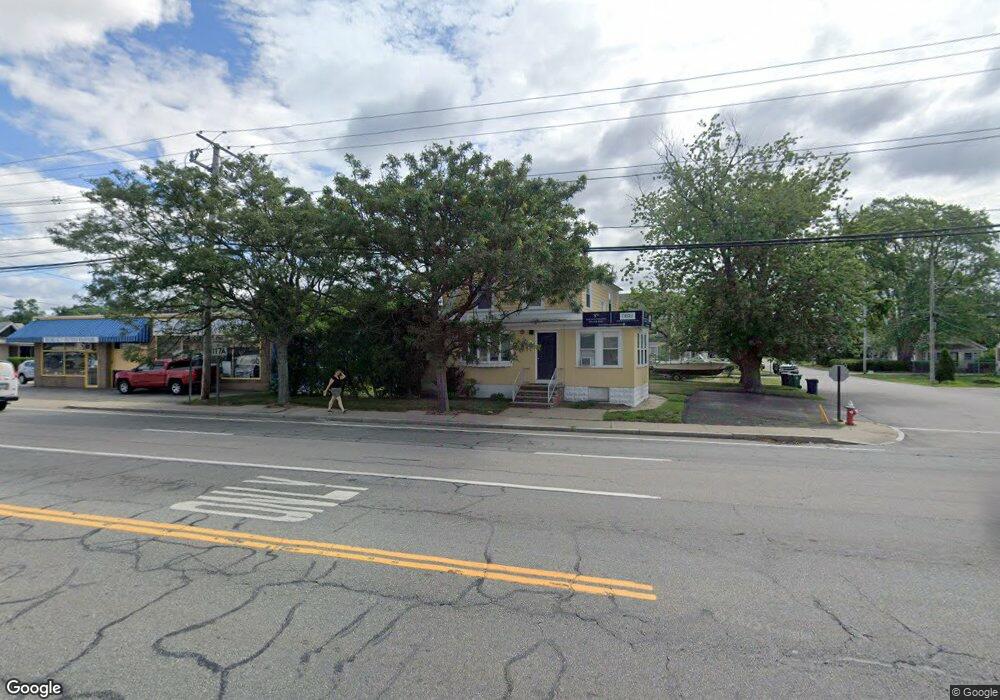 1624 Warwick Ave, Warwick, RI 02889 - photo 1