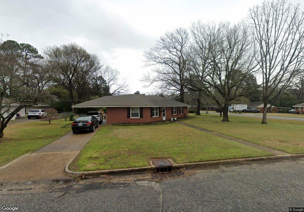 902 Highpoint Rd, Montgomery, AL 36109 - photo 1