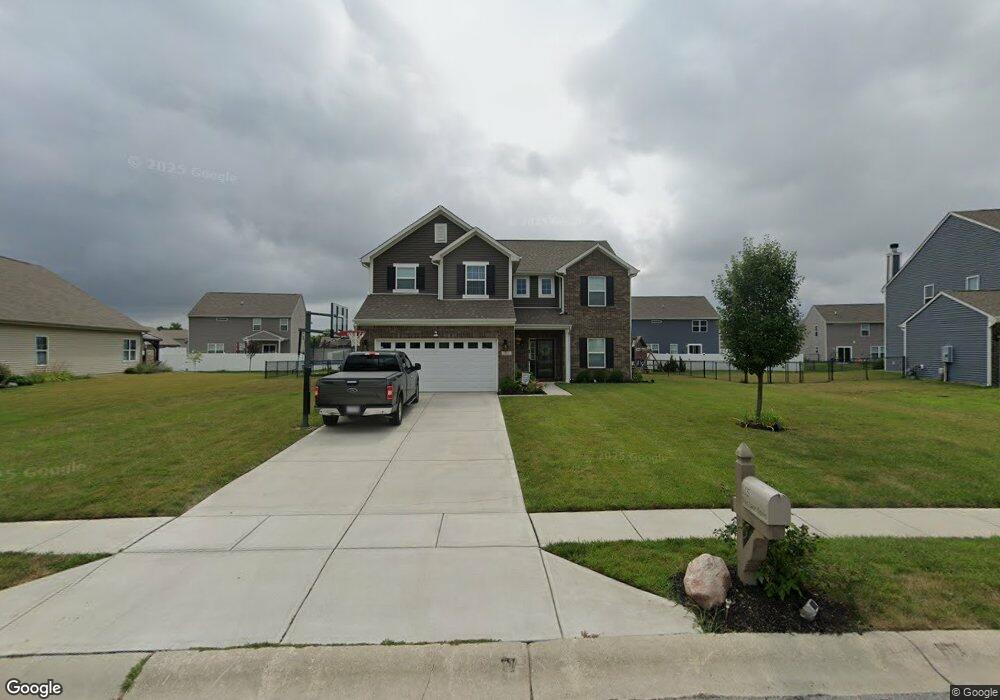 115 Blue Lace Dr, Whiteland, IN 46184 - photo 1