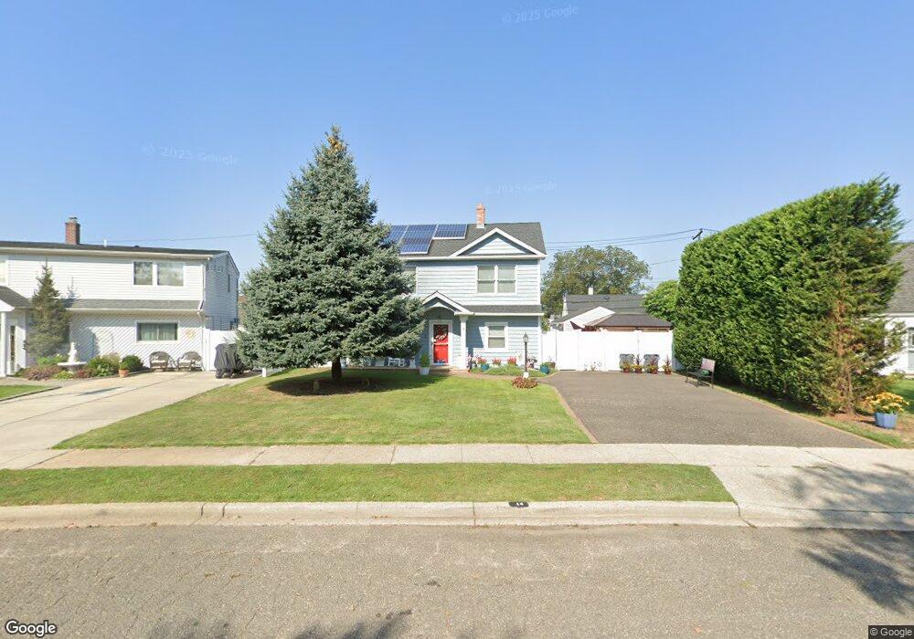 14 Cord Ln, Levittown, NY 11756 - photo 1