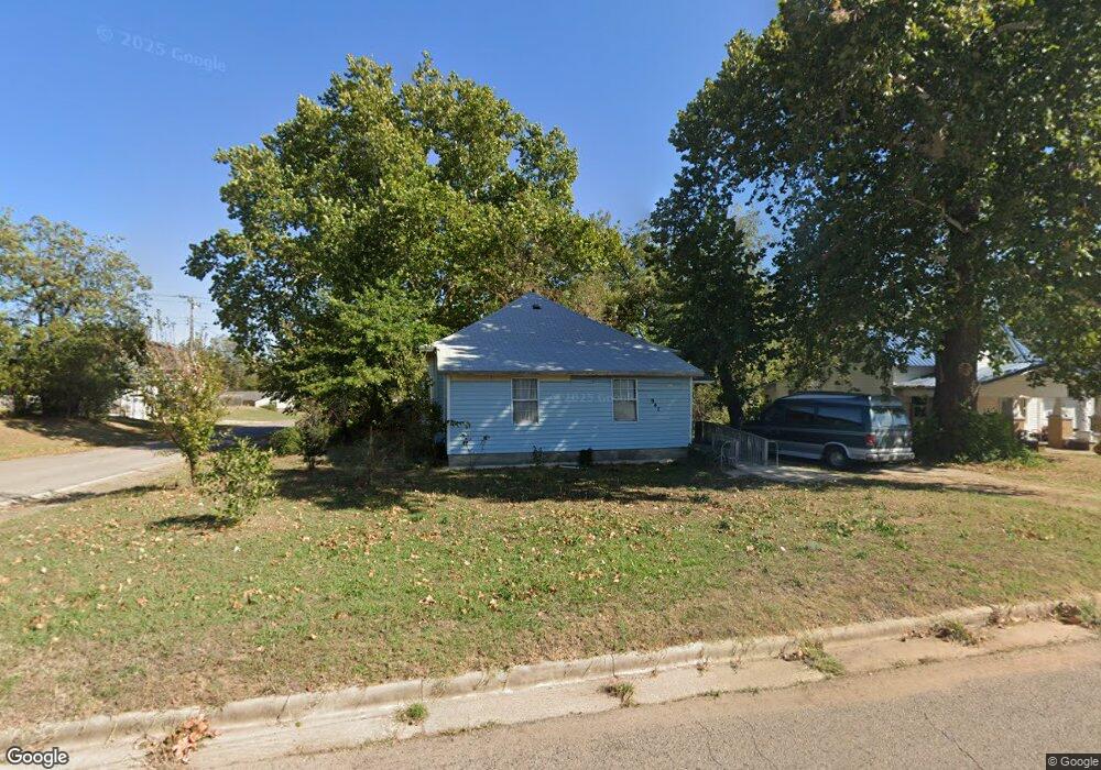 941 N Louisa Ave, Shawnee, OK 74801 - photo 1