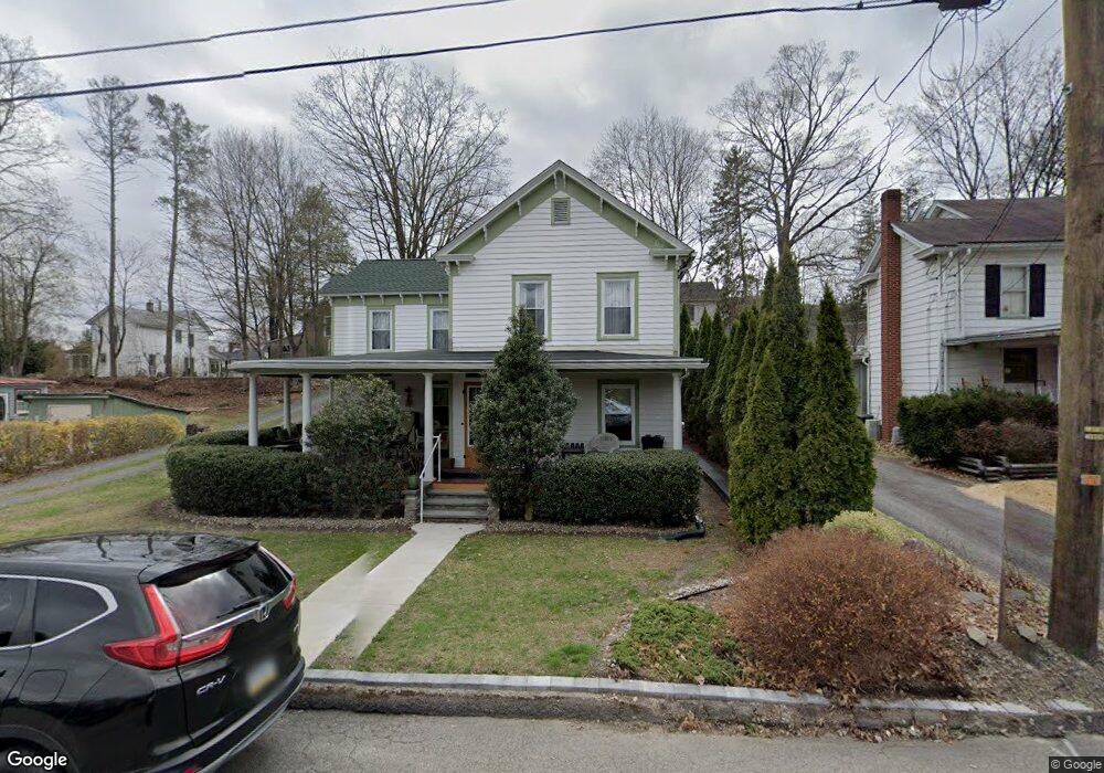 207 E Catherine St, Milford, PA 18337 - photo 1