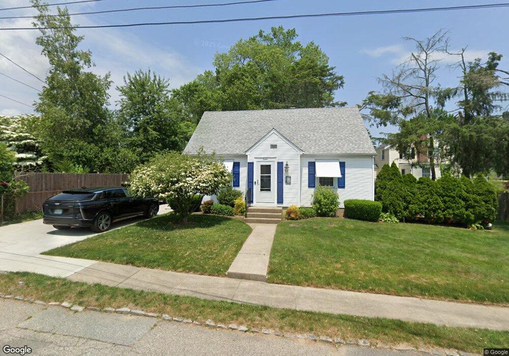 12 Brewster Rd, Cranston, RI 02910 - photo 1