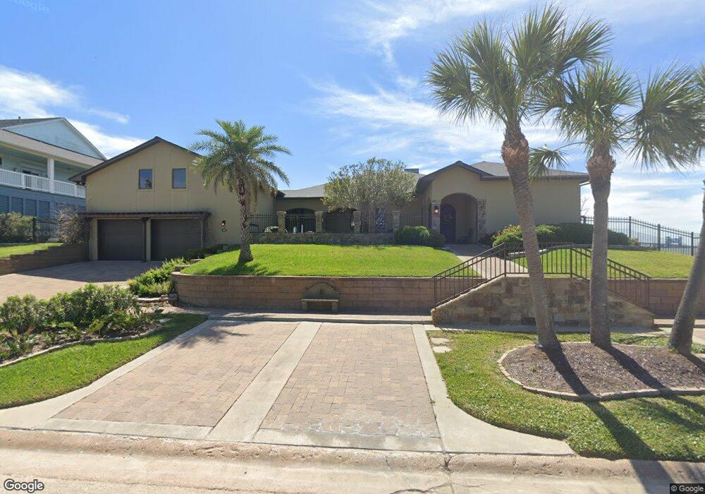 402 81st St, Galveston, TX 77554 - photo 1