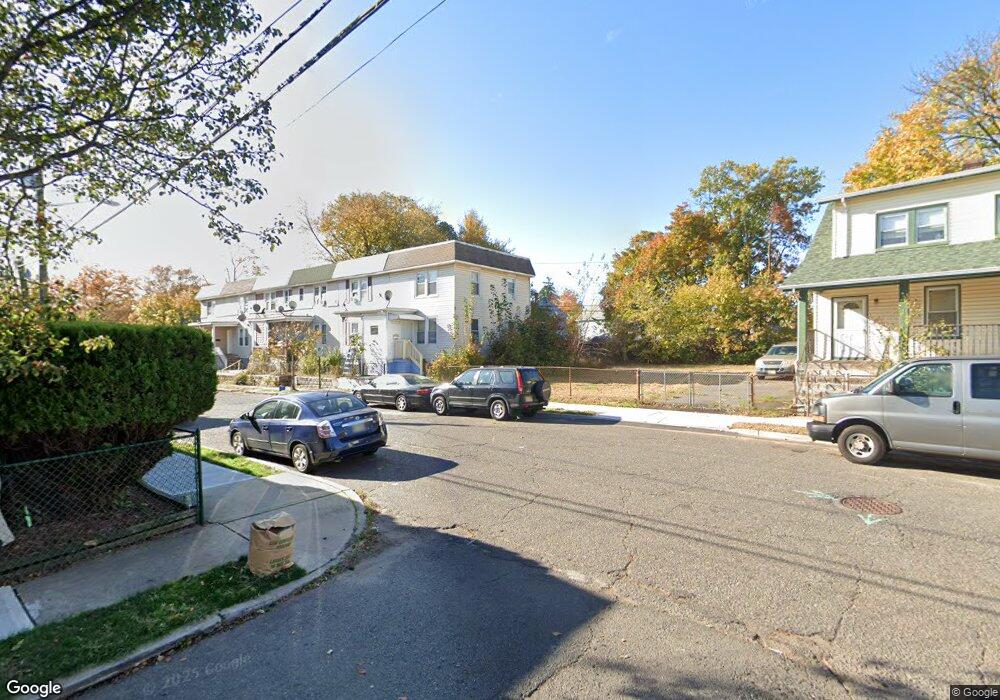 55 Simplex Ave, New Brunswick, NJ 08901 - photo 1