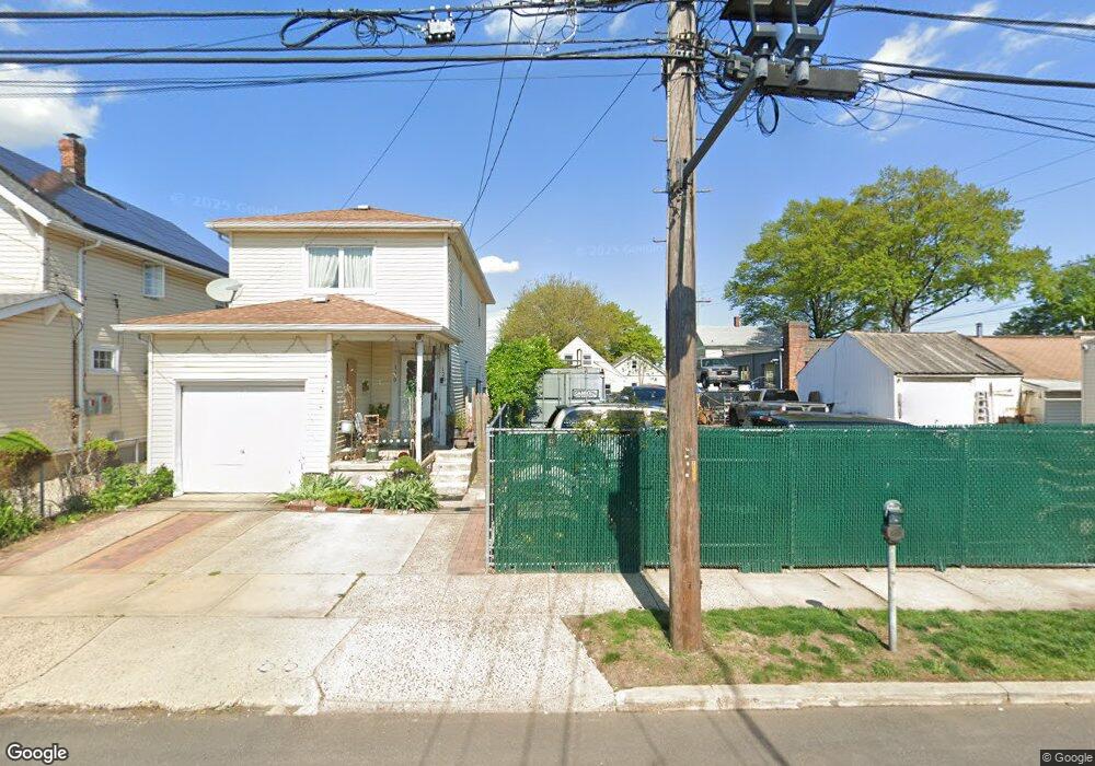 120 S 9th St, New Hyde Park, NY 11040 - photo 1