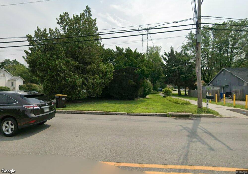 230 Egypt Rd, Norristown, PA 19403 - photo 1