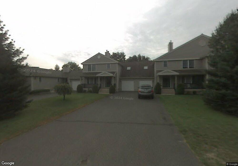 905 Meadowview Dr unit 905, East Windsor, CT 06088 - photo 1