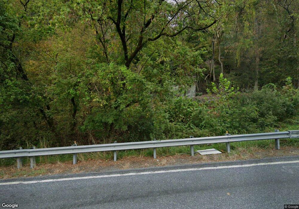 1410 Manatawny Dr, Boyertown, PA 19512 - photo 1