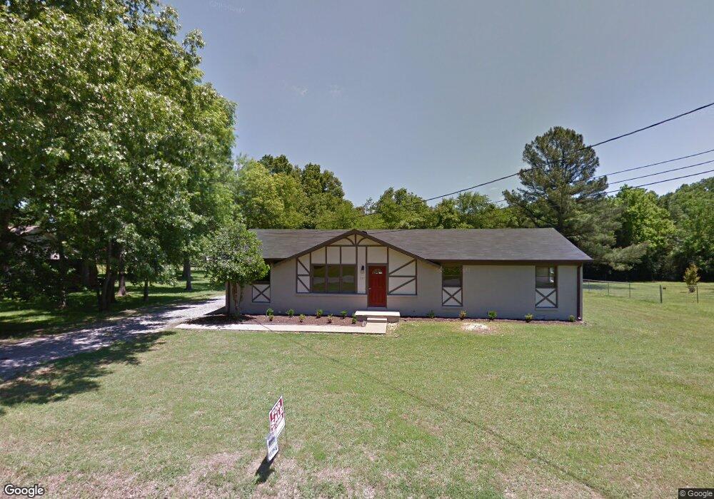 201 Ligon Dr, Shelbyville, TN 37160 - photo 1