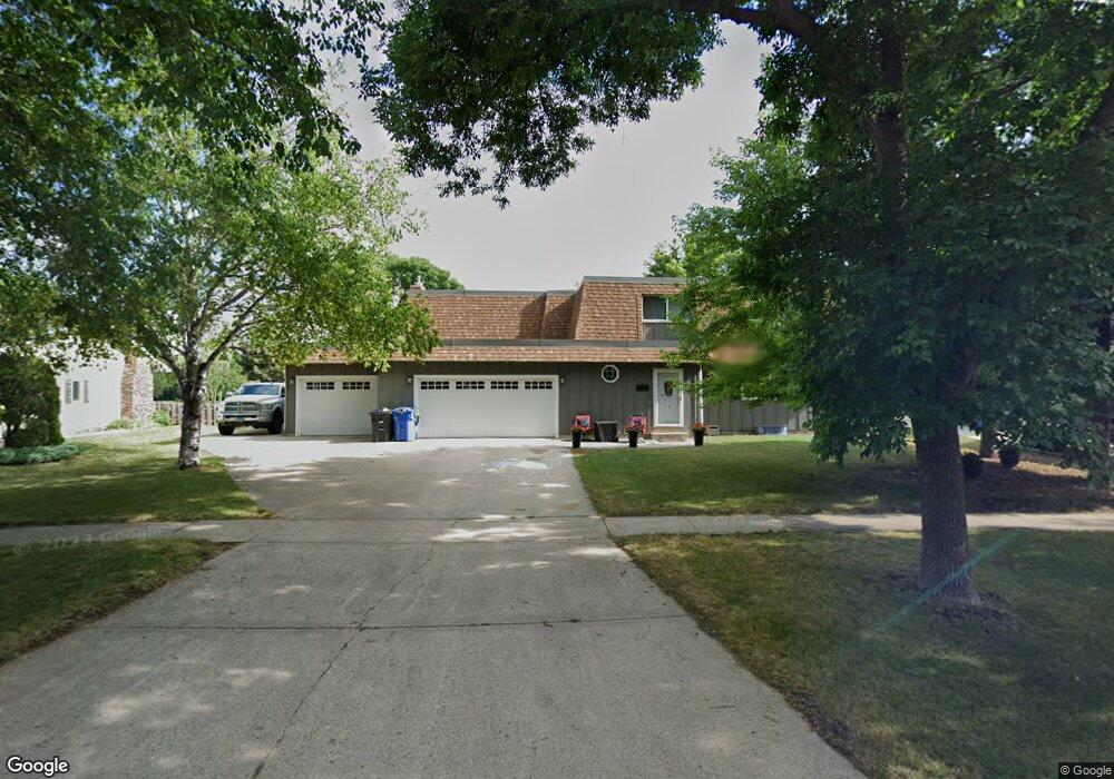 107 S Woodcrest Dr N unit N, Fargo, ND 58102 - photo 1