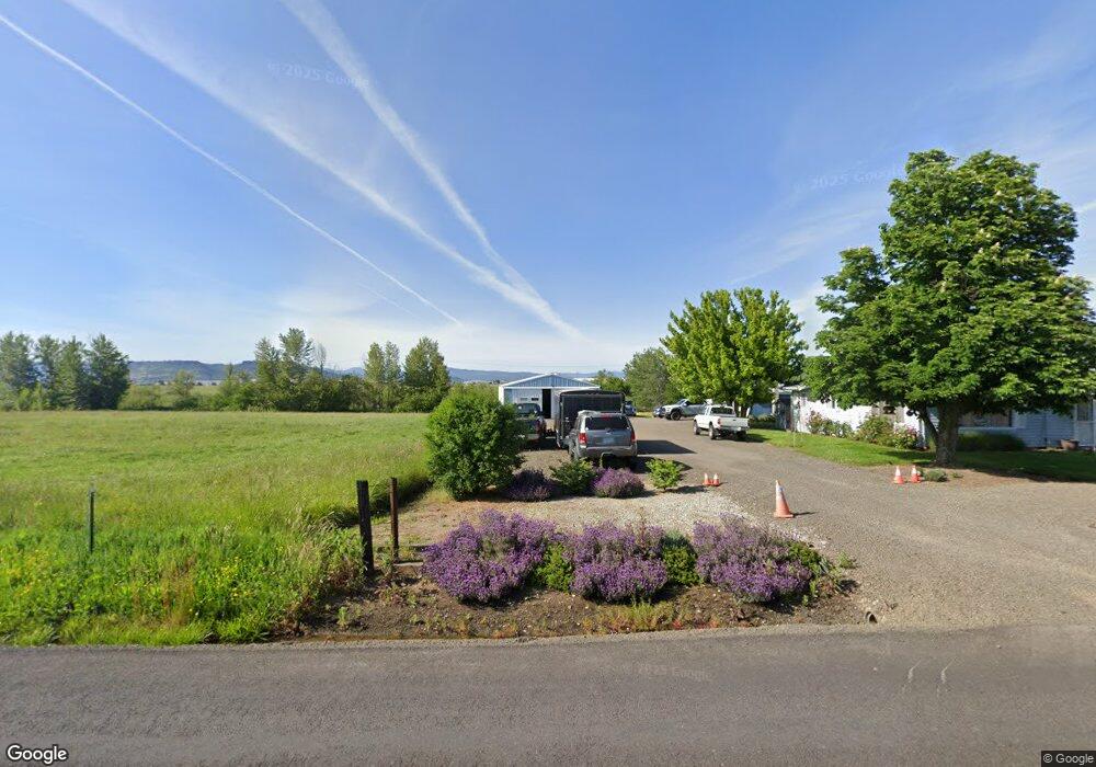 1625 E Gregory Rd, Central Point, OR 97502 - photo 1