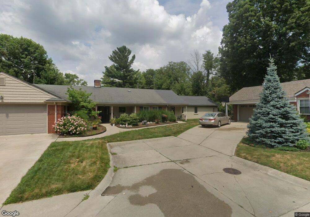 286 Stephens Rd, Grosse Pointe Farms, MI 48236 - photo 1