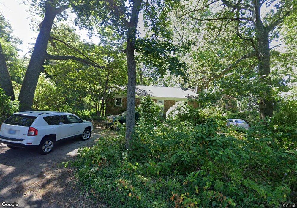 27 Roys Rd, Wakefield, RI 02879 - photo 1