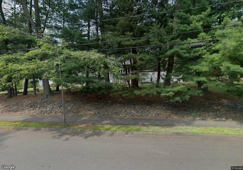 10 Naumkeag Row, Danvers, MA 01923 - photo 1